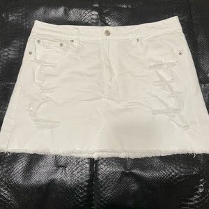 American Eagle distressed denim skirt